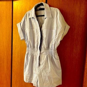 Light blue romper perfect for the summer size large can be worn for any occasion